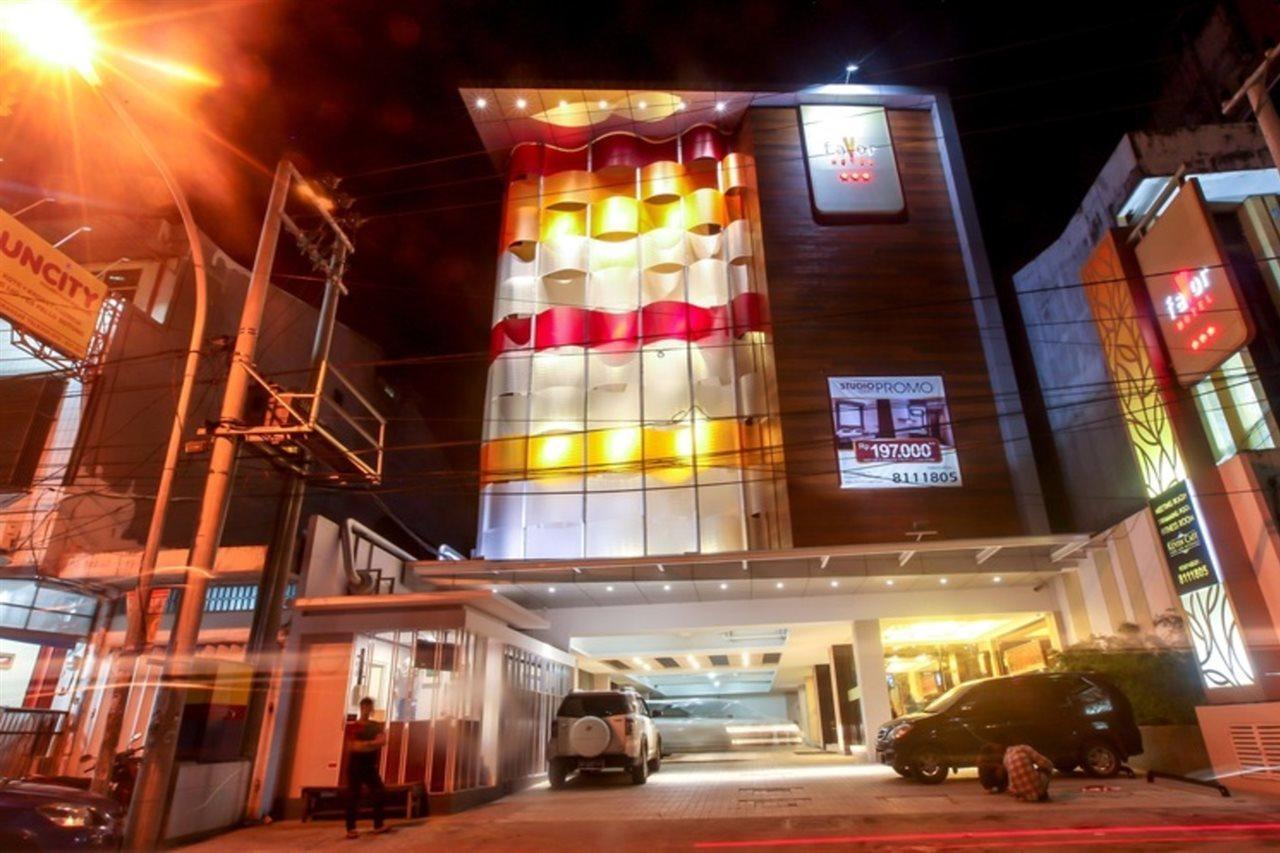 Favor Hotel Makassar City Center By Life Kültér fotó