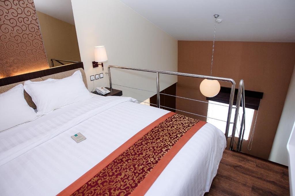 Favor Hotel Makassar City Center By Life Szoba fotó